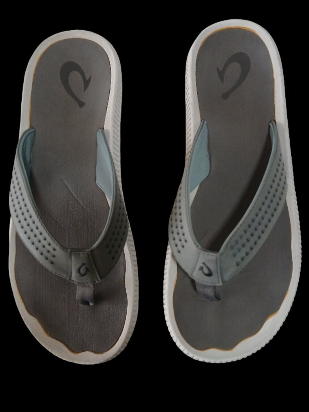 OluKai Ulele Stone Men’s Water-Ready Beach Sandals